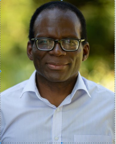 NewsHawksLive's tweet photo. #Recognition
Zimbabwean biomedical scientist Professor Collen Masimirembwa has won a US$1 million Callistus Juma Fellowship sponsored by the Bill and Melinda Gates Foundation. He is one of 14 African recipients. https://t.co/m2nVKMDK1L