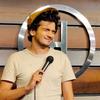 javed_malik1437's tweet photo. गुनाह सिर्फ़ ये है मेरा कि में एक मुसलमान हूँ,
@munawar0018 #MunawarFaruqui https://t.co/Pl3caMcktx
