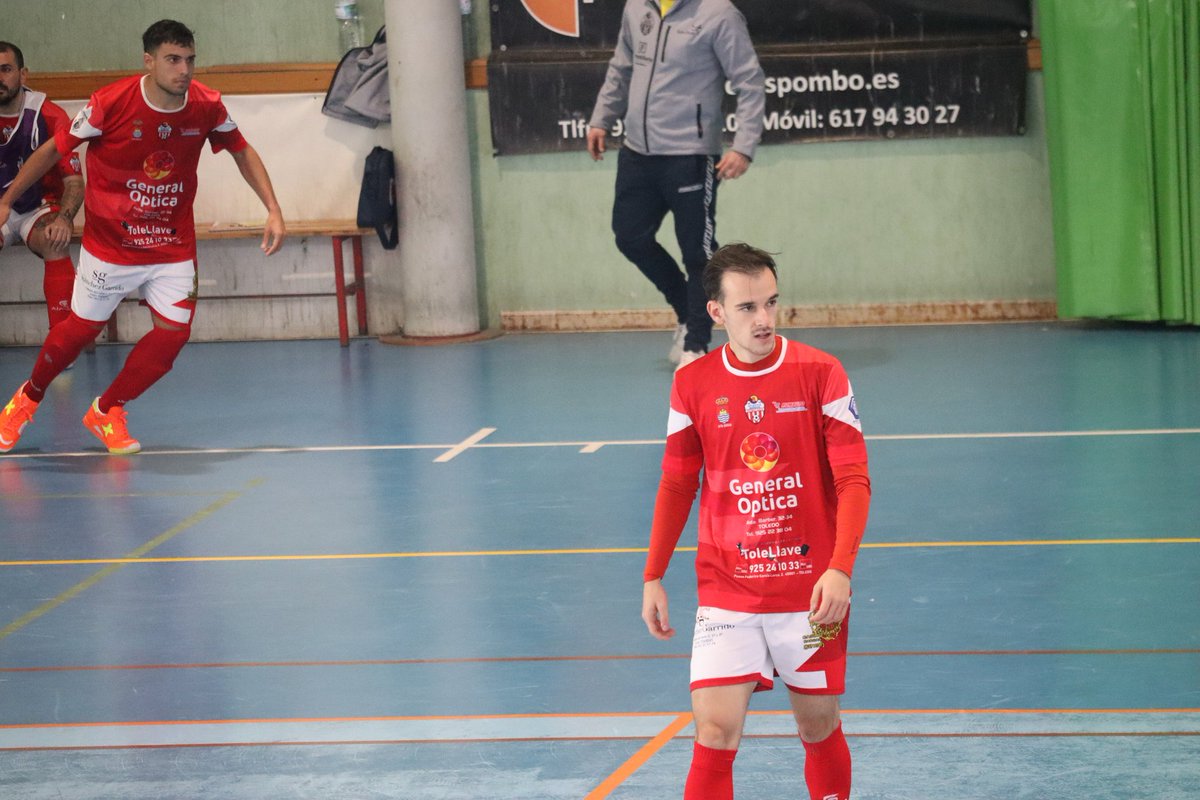 FSAtcoBargas's tweet photo. PREFERENTE || Final en El balcón gran victoria del equipo por 7-3 ante un muy buen AZUQUECA sobre todo en la primera parte. El equipo reaccionó y de que manera hasta recuperar a un Frigi super goleador con 5 goles en el día de hoy, además anotaron Andrés Homar y Pablo Rodríguez. https://t.co/heydpl2xt5