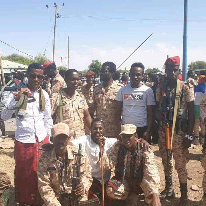 ethi_2's tweet photo. ልዩ መረጃ ‼️

#Ethiopia : ሰሞኑን በጭፍራ በተደረገ ተጋድሎ የተወሰኑ ወረዳዎች ነበር የተያዙት ዛሬ መከላክያ ሰራዊትና የአፋር ልዩ ሀይል ሚሊሻ የጭፍራን ከተማ ሙሉ በሙሉ ከወራሪው ሀይል ነጻ በማድረግ ተቆጣጥረዋል! https://t.co/tmQvsGpcZA