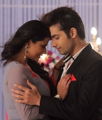 TRPTV2's tweet photo. Trptv: Serial #KasamTerePyaar Ki Fans Protested Against Makers Decision To Bring Second Season Of The Show With Different Cast..

"DON'T RUIN KASAM'S CHARM" Is Now Trending On Twitter... https://t.co/eba0pF3Td5