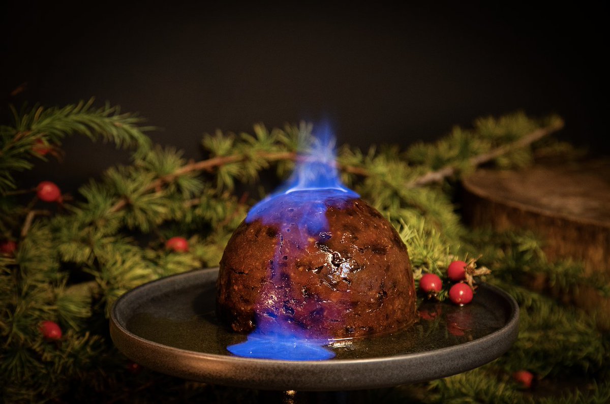 CHRISTMAS PUDDING 🎅🏼

ow.ly/WYM150GFY9R

#Christmas #SojoKitchen #Marlow #Festive
