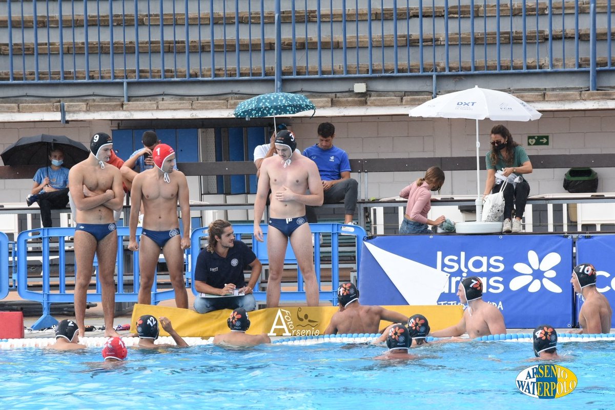 arsenioWP's tweet photo. #waterpolo #2DM Grupo. A J7
Al descanso ganan los madrileños
@CNECHEYDE 3 🆚 6 @arconcepcioncl
#VamosEcheydeTimbeque #TenerifeEcheydeTimbeque #CanteraEcheydeTimbeque @RFEN_Oficial @deportesctfe @canarias_es @fmn_oficial #VaConcha #ARConcepcionCL https://t.co/Hw7WC91oww