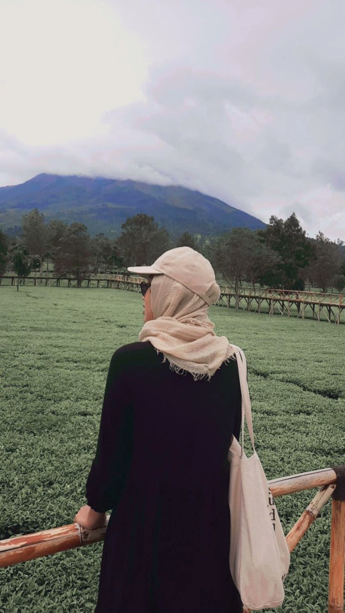 LaikaIsma's tweet photo. Kalo lewat ada yg delivery makanan bersyukur banget gua:v https://t.co/SM3ozt0ugJ