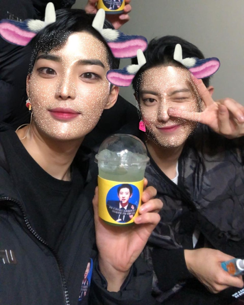 kithloey's tweet photo. pacar gueh :( https://t.co/Z5pxvRVKM2