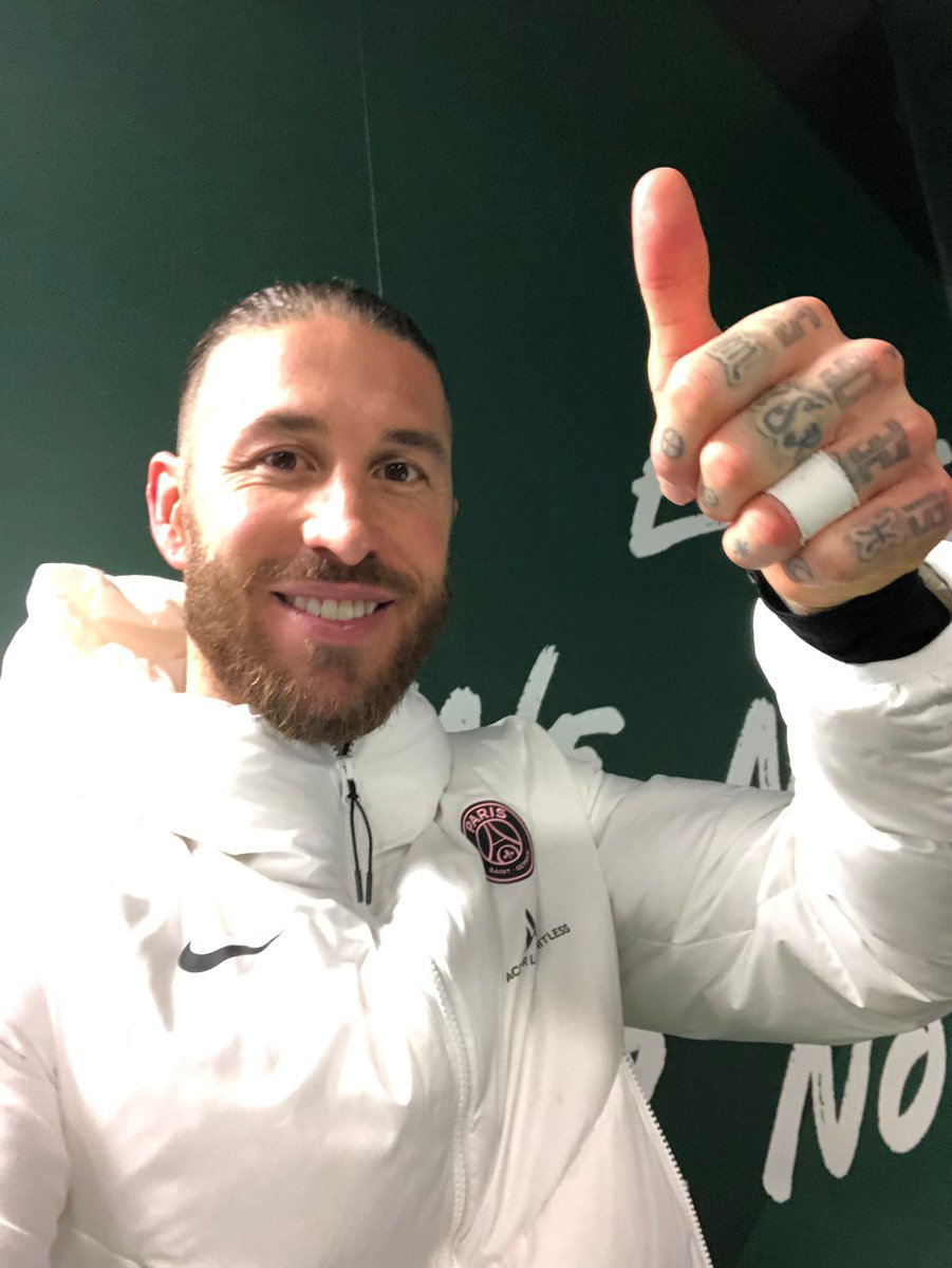 PSG_inside's tweet photo. 🤳👍 @SergioRamos 

#ASSEPSG https://t.co/fQ3Lw5LxRM