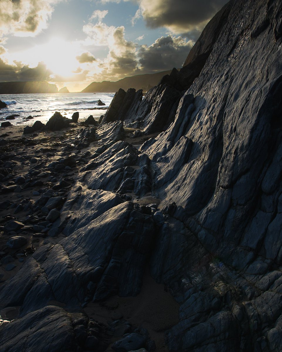 JustDuff's tweet photo. Not posted in a while here's one from Marloes sands. @Ruth_ITV  @walescoastpath @OrdnanceSurvey  @visitwales @walesdotcom @wonderfulwales @itvcoastcountry @walescoastuk @roamwales @itsyourwales https://t.co/pLXCq2Gif9