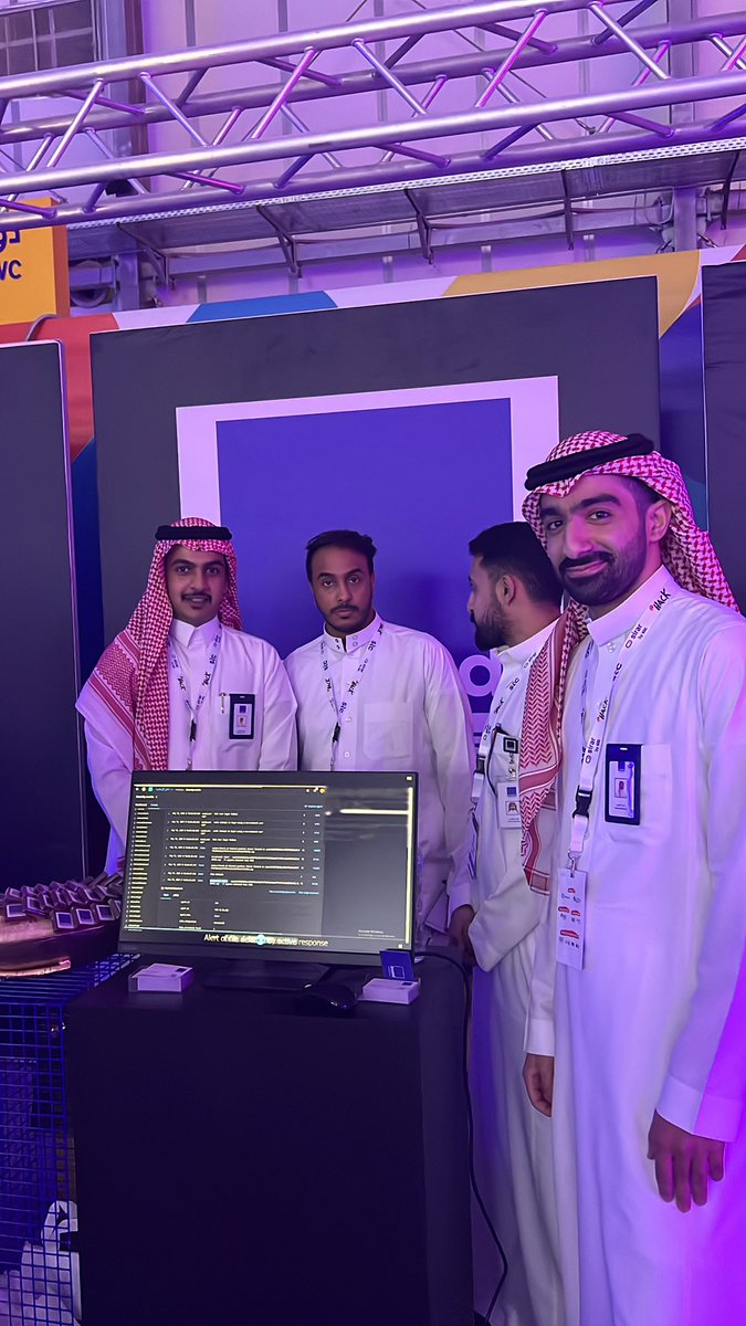 malobeiwi's tweet photo. شركة سعودية مختصة تقدم خدمات استشارية في الامن السيبراني #AtHack 
وعندهم سوك as service 
@TrustedDefense https://t.co/qH8LYkEr3s