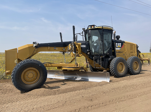 FortressDevSol's tweet photo. Our heavy equipment operators are paving the way on their latest road-building project.
#heavyequipmentoperator #heavyequipment #construction #padbuild #roadbuild #heavyequipmentnation #constructiondevelopment https://t.co/zwfO34eKWw