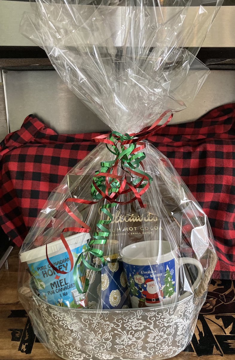 CindyBuss4's tweet photo. Visit Golden Bay Honey at the Assiniboine Downs today for your Gift Giving ideas!!! &amp; every Sunday till Christmas. https://t.co/AkivFJGWZH
