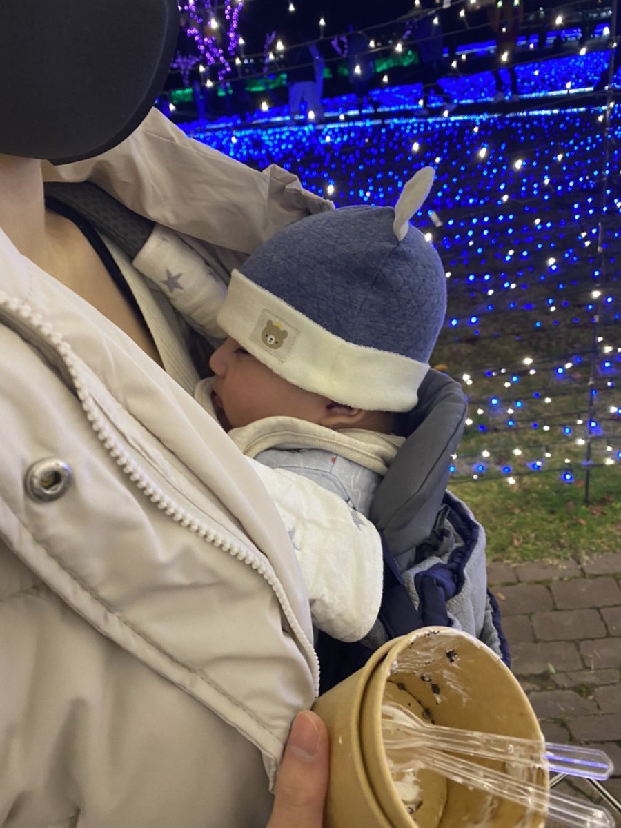 m_72rn's tweet photo. 3人での初キラキラ✨
楽しかったけど寒かった🥶
何でこんなにも可愛いんだ...
可愛すぎて心臓痛い😇💓 https://t.co/pG5WM344hy