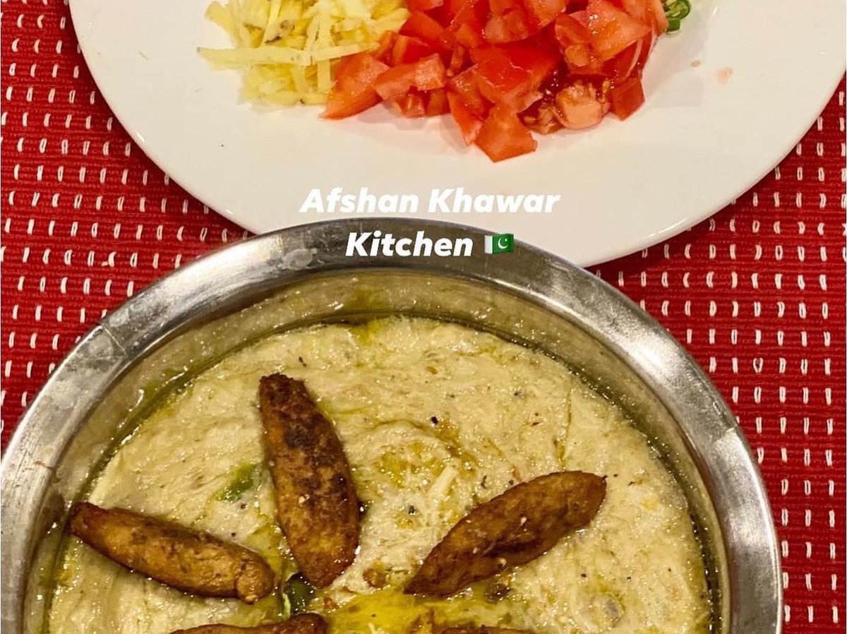 MKhawarNazir's tweet photo. Homemade Hareesa, ALHAMDULILLAH
انتہائی خوش ذائقہ ہریسہ ، الحمدللّٰہ
شکریہ بیگم
اللہ ہم سب کو خوشیوں کو محسوس کرنے اور ان کی قدر کرنے کی توفیق
نصیب فرمائے۔ آمین
#Hareesa #LahoriHareesa #AmartasriHareesa #PakistaniFood #DrMKhawarNazir #AfshanKhawarKitchen #ShukariaBegum https://t.co/Nx9p2InbzU