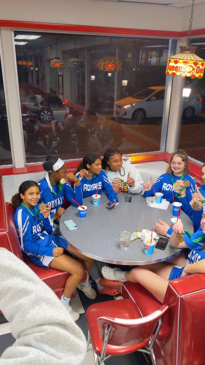 nwalkerofficial's tweet photo. HUGE CONGRATS to my daughter, my MVP @MiaBiaBaller & her school team for winning the Saint Leo's Middle School Championship defeating Seven Sorrows in a thriller! Great job from the coaches as well‼️1st PLACE🥇🔥 #a2d #h2g #mp #signal5 #THEROAD #ProofIsInTheWork https://t.co/yFxAhVmW1J