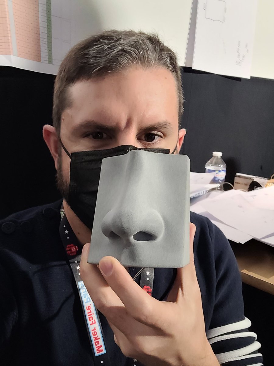 Bientôt en direct de la <a href="/MakerFaireParis/">Maker Faire Paris</a> pour présenter mon nez artificiel connecté ! #mfp21 youtu.be/9GQGc8tGZ2Y
/cc <a href="/citedessciences/">Cité des sciences et de l'industrie</a>