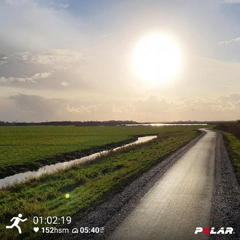 ceesp3's tweet image. Heerlijk rondje hardlopen. Genieten met dit weer. #PolarVantageV