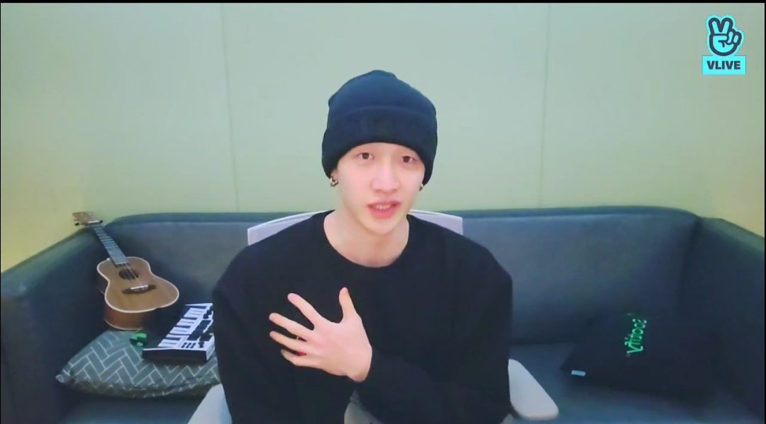 tokkipanny's tweet photo. @Stray_Kids 찬아 내마음이 가 아파 🤒💗 https://t.co/J4IPsSPDDE