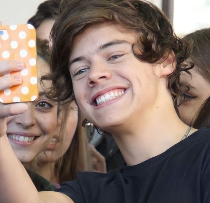 Ana_AIW's tweet photo. Aunque no pude disfrutar a Harry fetus desde un principio, siempre vivirá en mi corazón...duele saber que está era no va a volver🥺🥺🥺🥺💚💚💚🤧🤧🤧✨✨✨✨✨
Harry Styles
#harrystylesfetus #HarryStyles 
#styles #harryfetus https://t.co/XLTmJ4kull