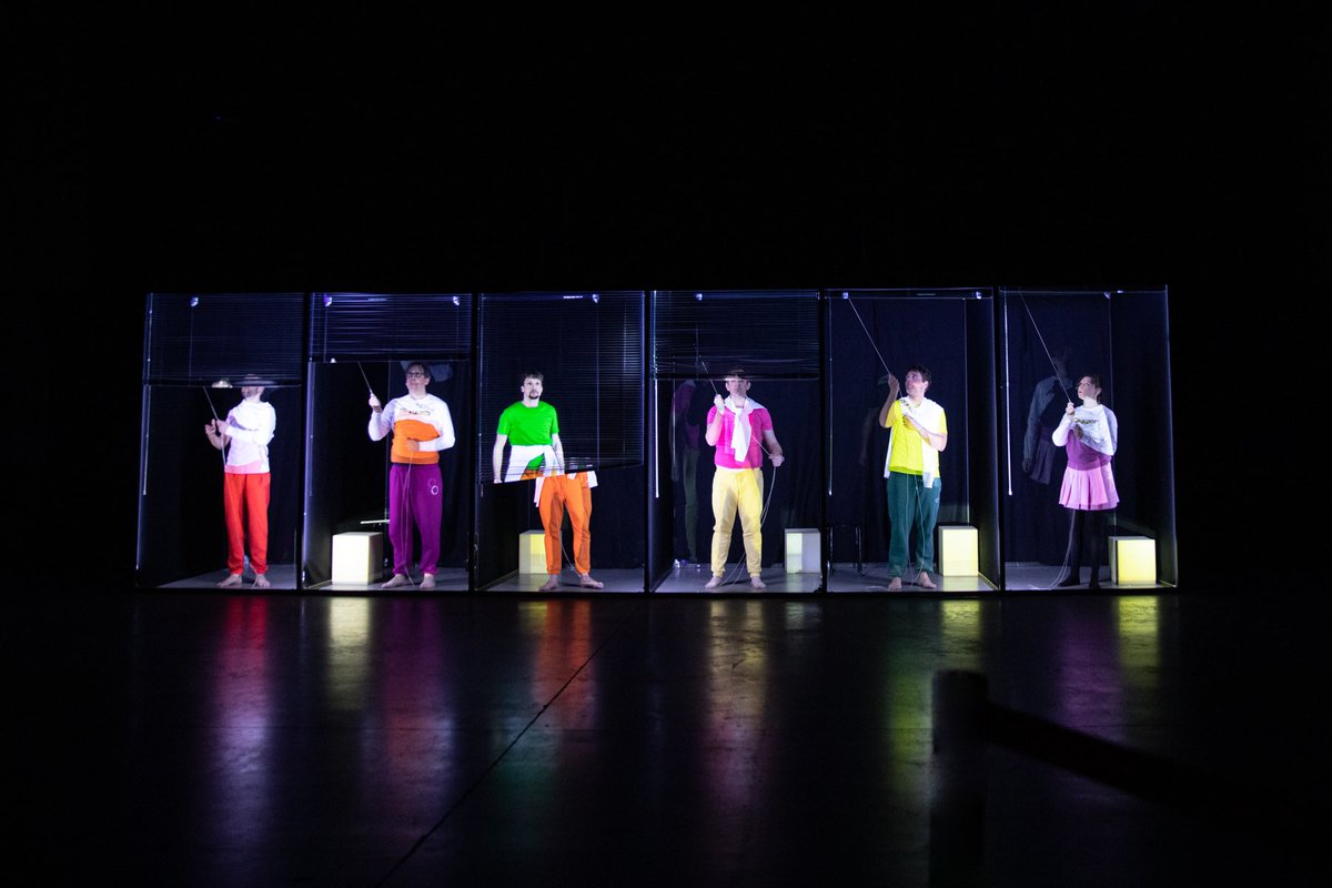 NextLevel_Fest's tweet photo. ➕»Hide to Show« Nadar Ensemble & Michael Beil✖️
Heute ein letztes Mal um 18:00h in Halle 5.
Musik und Visuals auf einem Hightech-Trip.
#nlf21 #NextLevelFestival
📸 Robin Junicke https://t.co/Sjjycfyxde