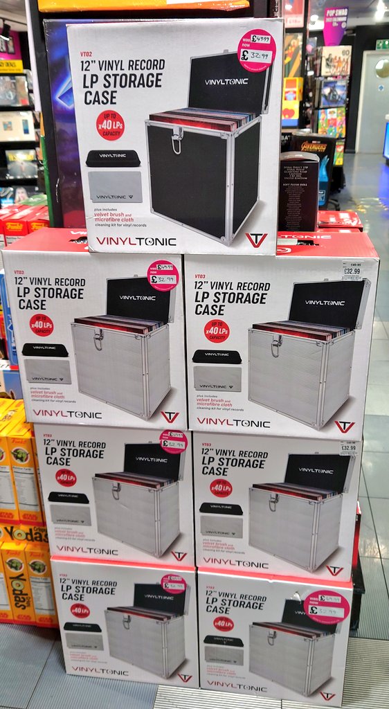 hmvRomford's tweet image. Wanna keep you #vinyl collection safe &amp;amp; sound, or maybe you need a gift for a budding collector, we've got #RecordBoxes for all tastes at #hmv
#hmvcrazydeals