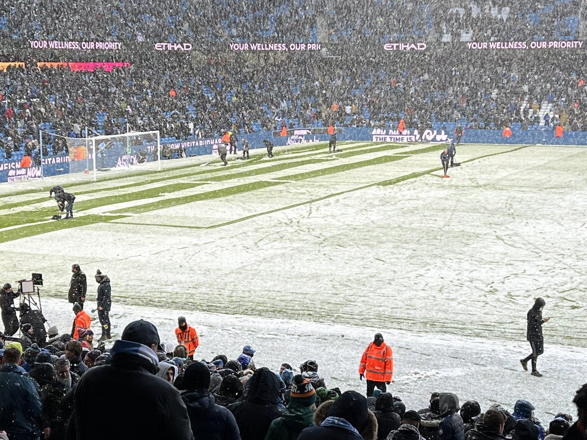 PLFrance_'s tweet photo. Man City vs West Ham x Brentford vs Everton. 😅🏴󠁧󠁢󠁥󠁮󠁧󠁿🌨☀️ #MCIWHU #BREEV https://t.co/IaM0c1Vik4
