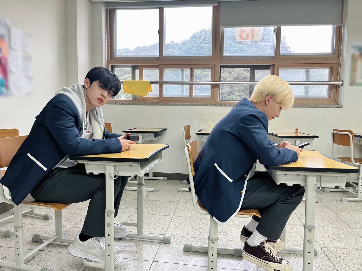 ZHEINGHAN's tweet photo. 뭐라고 ㅋㅋㅋㅋㅋ Did you call us? https://t.co/Db3pS0ojOO