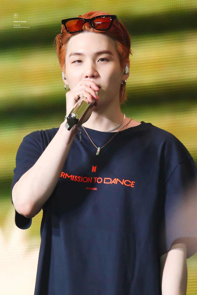spring030993's tweet photo. 211127 [PTD LA] DAY 1

#SUGA #슈가 #シュガ
#BTS     #방탄소년단     @BTS_twt https://t.co/72tzHkPFGk