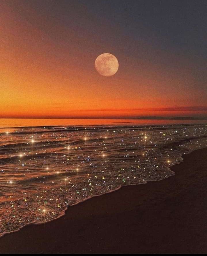 Goodnight lovely friends 💛❤️🧡💫