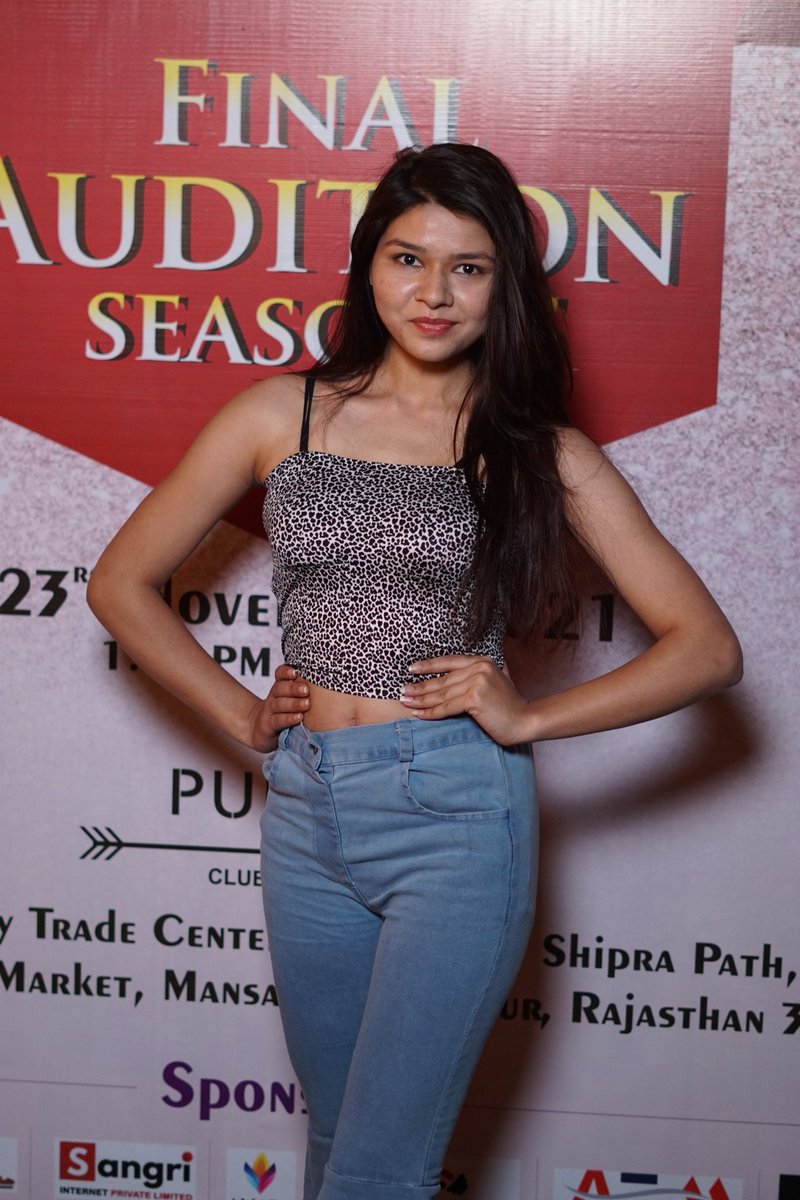 imKpProductions's tweet photo. Mr. & Miss Pinkcity Final Audition Round at Publiq Club
.
.
.
#mrandmisspinkcity #pinkcityseasons #audition #finalaudition #models #rampwalk👠 #photography #pr #publicrelations #kpproductions https://t.co/R9EqovBA2c