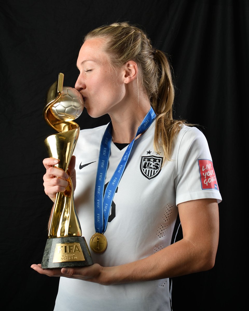 USWNT's tweet image. RT to send @whitneyengen all the birthday love today!

🎂🎂🎂🎂🎂🎂🎂