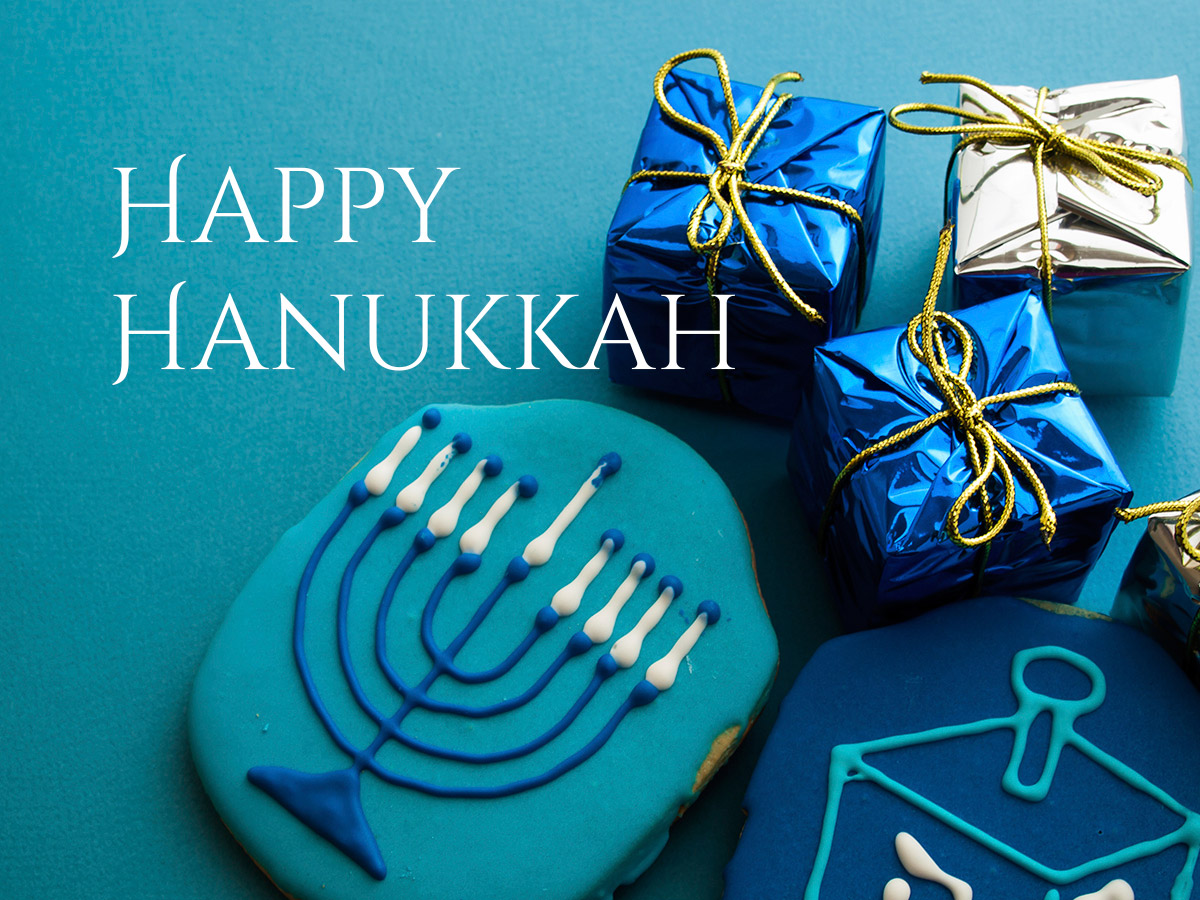 DebJaffeRealtor's tweet photo. Sending warm wishes for a happy #Hanukkah. https://t.co/Unn6kJ4JJD