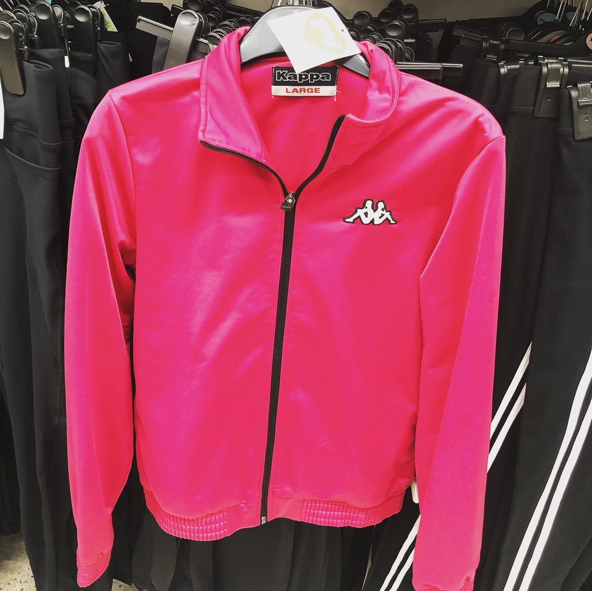 Loved the <a href="/PrelovedKilo/">Preloved Kilo</a> selection in <a href="/asda/">Asda</a> today. Well done for championing slow fashion. Nearly bought the pink Kappa jacket but felt too old 😭