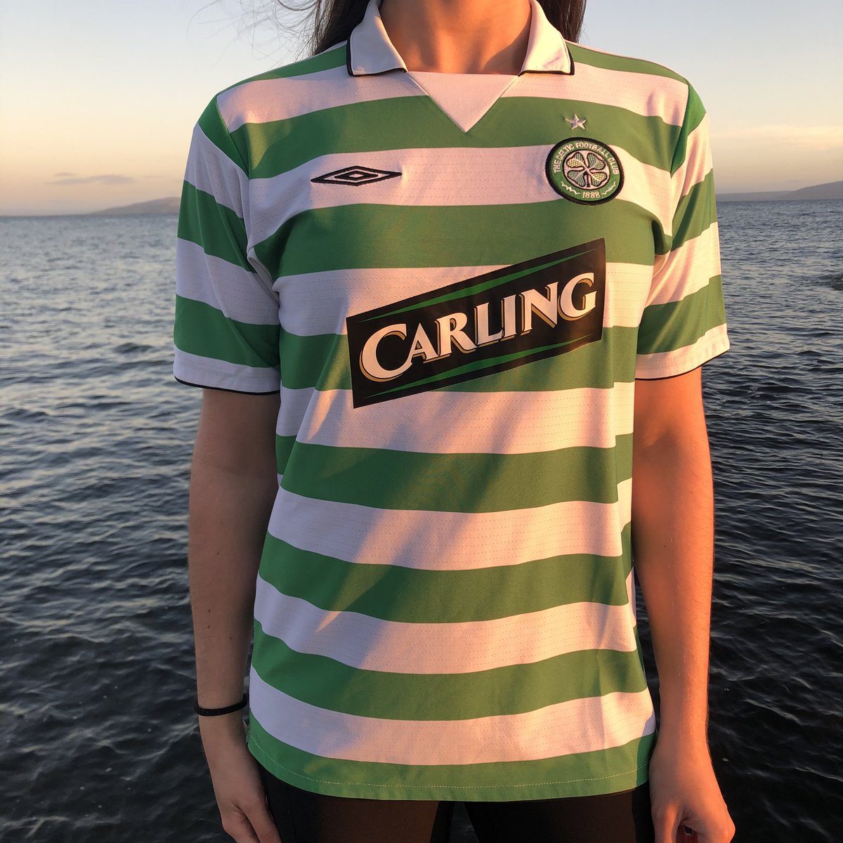 footballkitbox's tweet photo. The Bhoys continue to march on
Next up Aberdeen #CELABE
Home shirt 04/05 by Umbro
#kitboxGOLD https://t.co/HoYphBAwcl