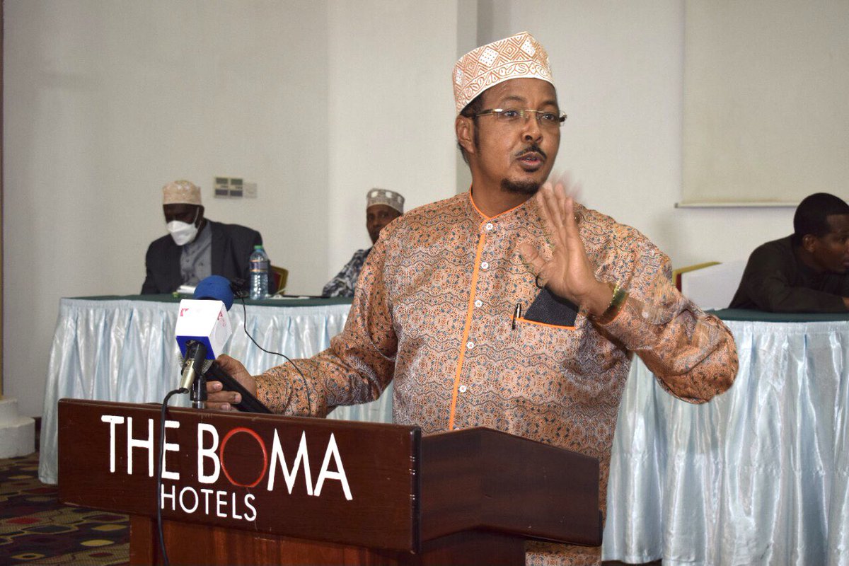 HonAdanKeynan's tweet photo. Attended a fundraising event together with other leaders from Northern Kenya, including Wajir County Governor H.E Ahmed Ali Muktar, in support of Garse-Qoftu Islamic Madrasa and Qur'anic Tahfid Centre Construction Projects in Wajir at the Boma Hotel Nairobi. https://t.co/0EslnYSn8i