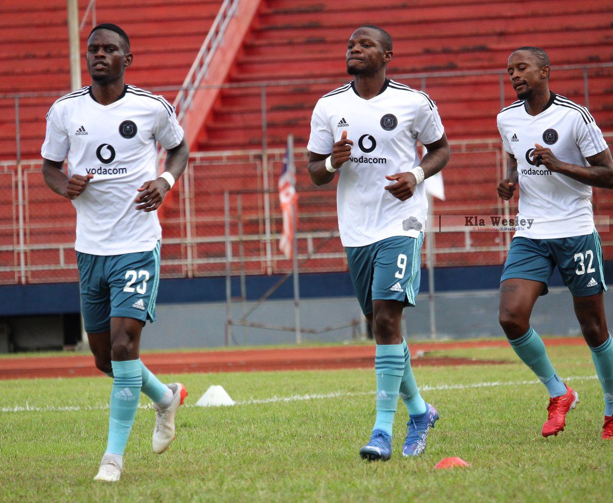 WesleyKla's tweet photo. Warmup ✅
@orlandopirates x #LPRCOilers
#CAFFC https://t.co/7hDGoZWH6M