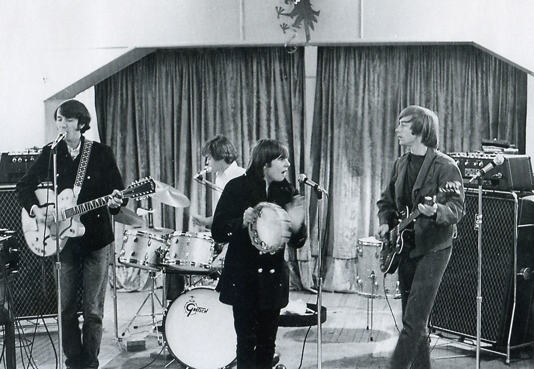 MonkeesAlmanac's tweet photo. In this photo from November 1966, The Monkees, with their @gretsch instruments, rehearse for their first concert tour: https://t.co/nd0LRTKEwS