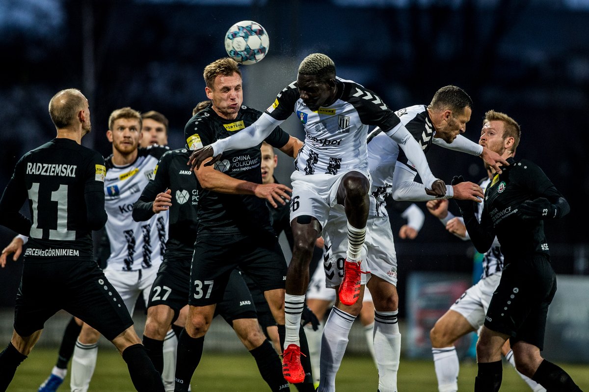 _1liga_'s tweet photo. Mecz w Nowym Sączu zakończony remisem 1:1. Przed nami ostatnie dzisiaj spotkanie w Łodzi, gdzie Widzew podejmie Zagłębie Sosnowiec.
#SANPOL #WIDZAG
📸 https://t.co/p4OsEv1Wwc https://t.co/1XqpYWj82c