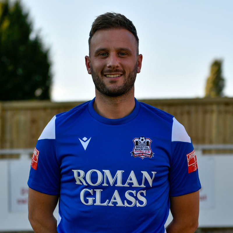 ManorFarmFC's tweet photo. Bristol Manor Farm AFC can confirm today that striker Owen Howe has departed the club by mutual consent to pursue a new challenge away from The Creek.

We would like to wish Owen good luck, and the very best for the future.

🔴⚫ #FarmyArmy #UpTheFarm