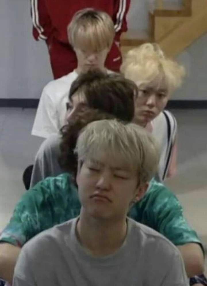 goldong17's tweet photo. #MAMAVOTE #seventeen
투표수 너무 저조하니까 이렇게라도..
타래까지 올림 피식했으면 알티하기 https://t.co/veABpDhmPa