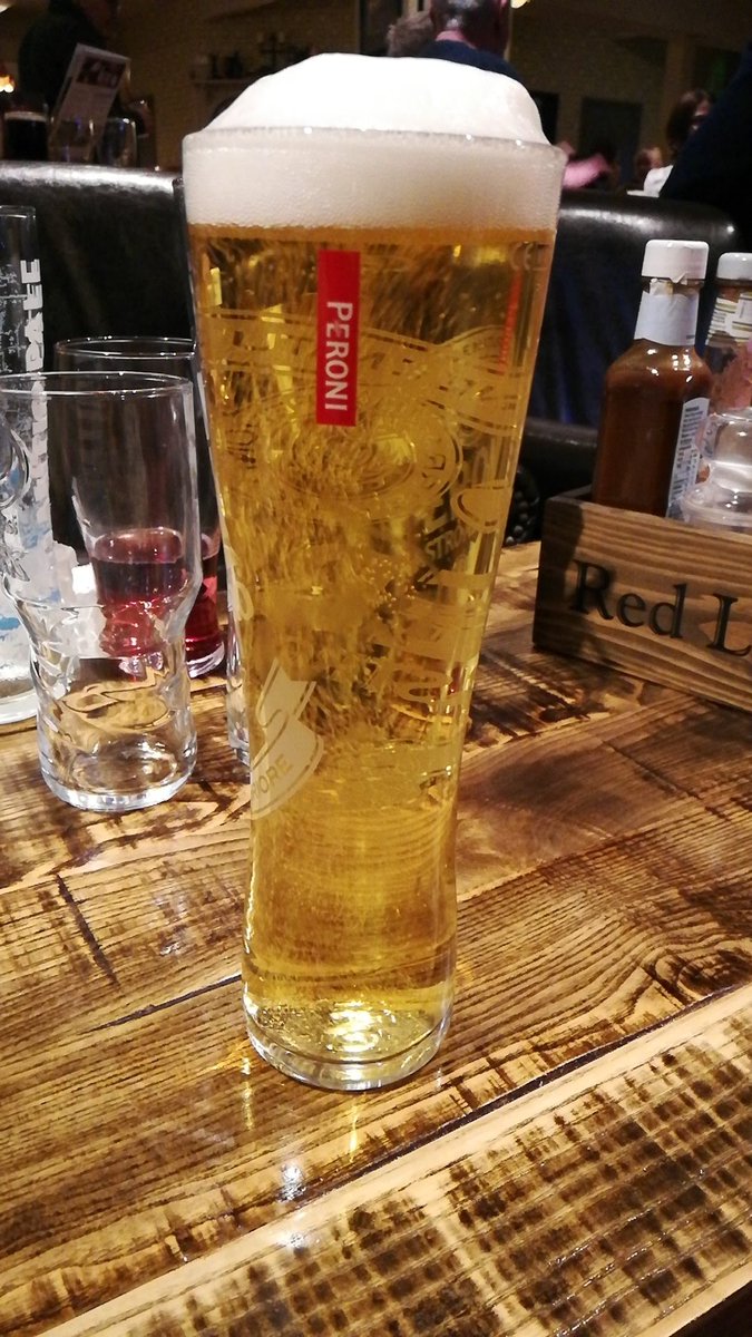 Having a afternoon pint with the oldest Tyler, this pint is for Rob Cruse 💙🙏