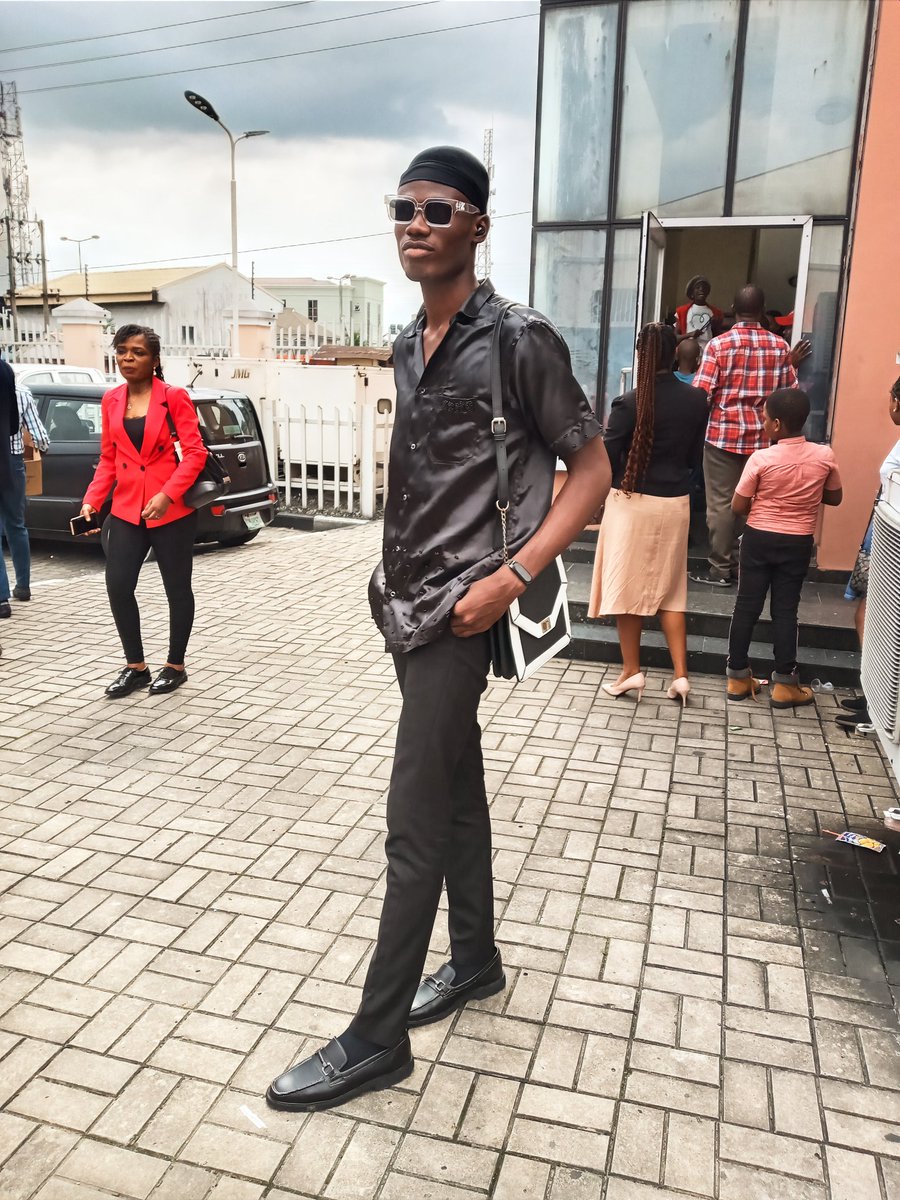 keen_ton's tweet photo. The Only Celebrity that DM's her fans,that closes her,leg,that didn't do body enhancement
Am a Titan,we don't joke with Tacha,1st frame outfit is my collection
#SymplyTacha #tachaatwittertopic https://t.co/lTIBvpv1sh