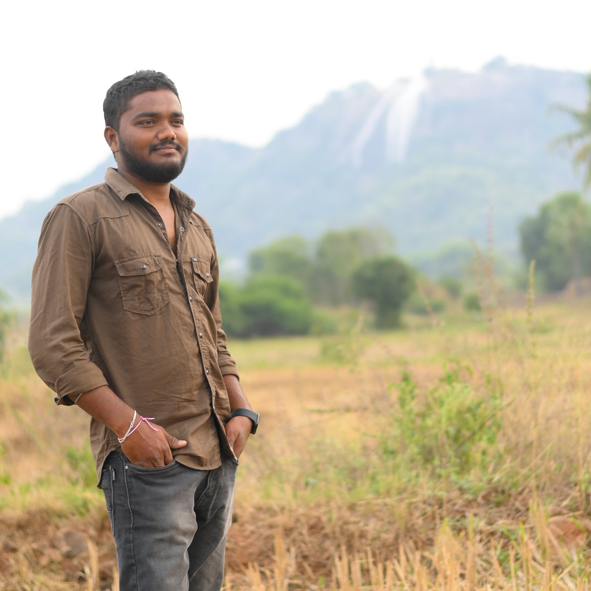 rvgoud100's tweet photo. #NewProfilePic https://t.co/jAlQMnlF26