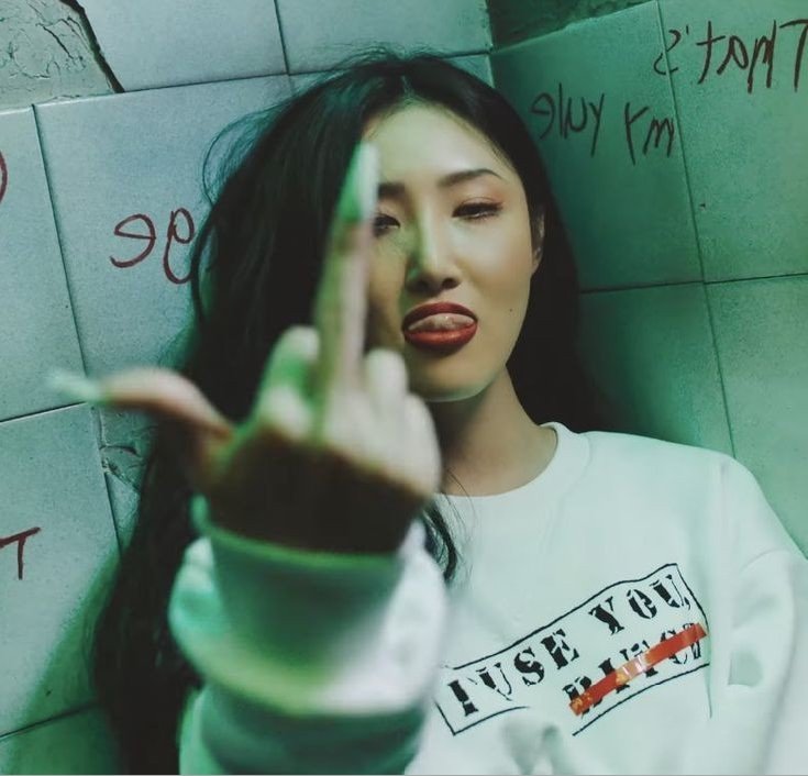 Hwasa_xc's tweet photo. https://t.co/Zi2R0nxBux