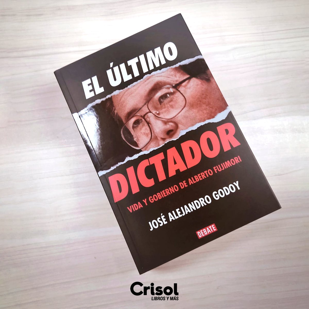 LibreriasCrisol's tweet photo. 📚 ¡SORTEO!
¿Quieres ganarte el libro "El último dictador de Jose Alejandro Godoy (@jgodoym)? Solo debes seguir estos 2 pasos para participar.

1. Síguenos y dar like a este tweet 
2. RT con el hashtag #SorteoCrisol

¡Y listo! El ganador será anunciado el 30 de noviembre. https://t.co/Q7O1NsQeSH