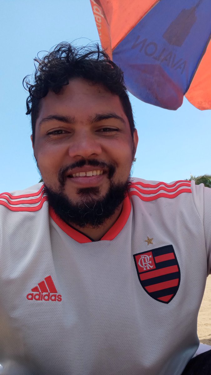FlaButeco_'s tweet photo. Seguimos firmes e fortes!! Isso aqui é Flamengo! #EstouSempreContigo #Flamengo
Ano que vem a gente busca o Tri.
Te amo, meu Mengão!!! ❤ https://t.co/osJGGVeJBf