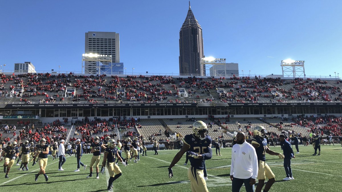 Thank you <a href="/GeorgiaTechFB/">Georgia Tech Football</a> <a href="/CoachCollins/">Coach Collins</a> and <a href="/CoachWiesehan/">Chris Wiesehan</a> for hosting my family and I yesterday!🐝