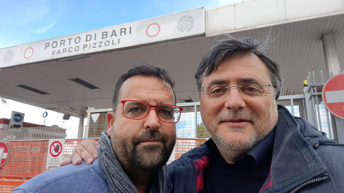 VicentemorVela's tweet photo. Terminada la reunión del Proyecto europeo @GaspSpain volvemos a casa después de tocarle los... a San Nicola.
Arrivederci Bari!!! https://t.co/v9kmLzv5Ca