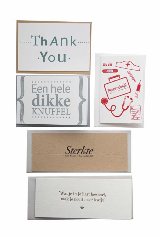Deze prachtig en handgedrukte set letterpress kaarten. #condoleance #gecondoleerd #sterkte loveletterpress.nl/a-63590854/let…