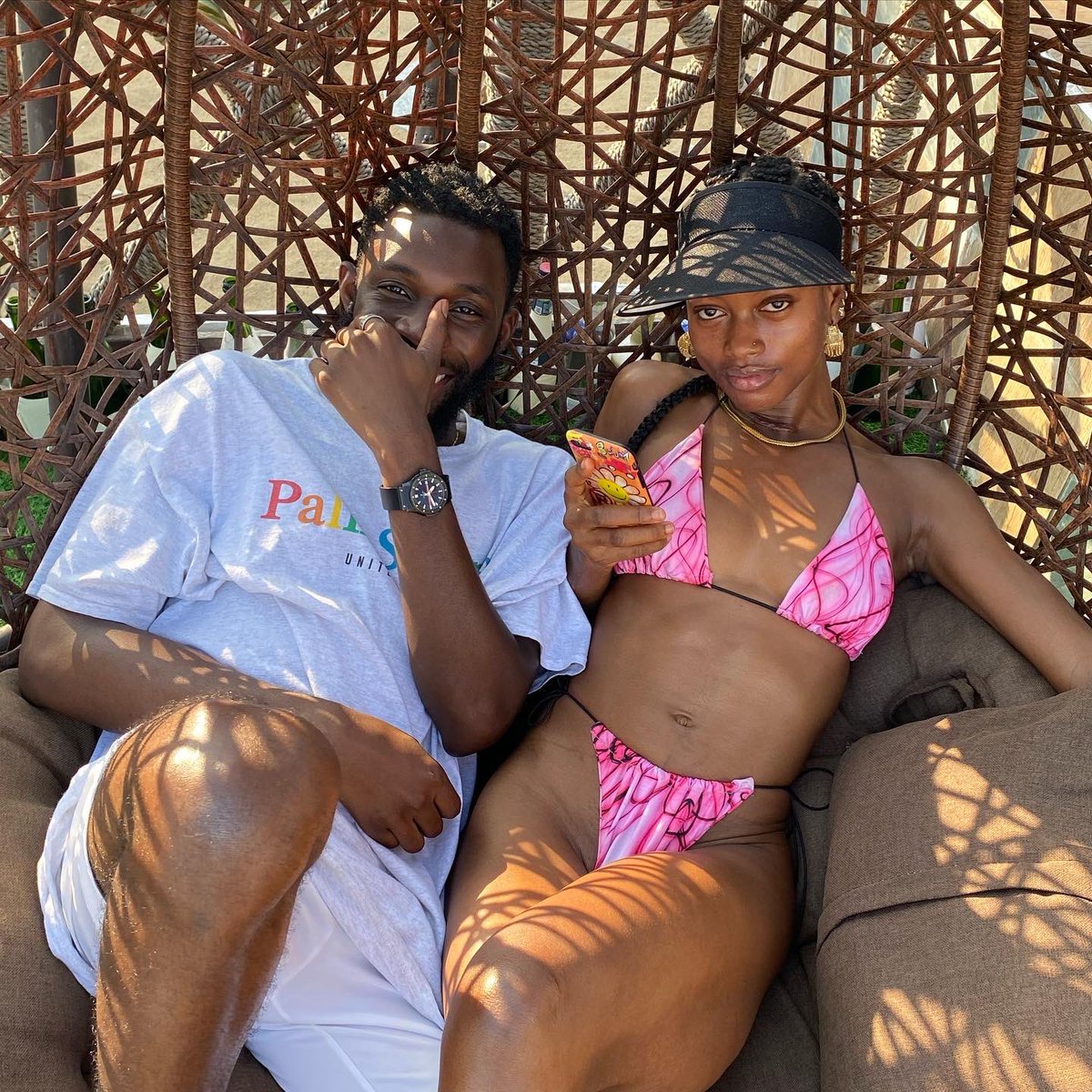 freshldrb's tweet photo. Just a gifted poet tryna penetrate the wickedness Igbo babes posses. I’m still bringing sand to the beach until I mud.. #SUNS2 https://t.co/THe4F4mDPa