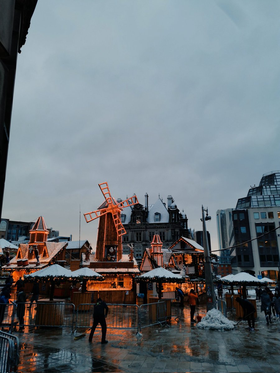 Bababouttown's tweet photo. Birmingham isn't that bad...

Exploring my new home 😍
#yesbirmingham https://t.co/HliatolaTl