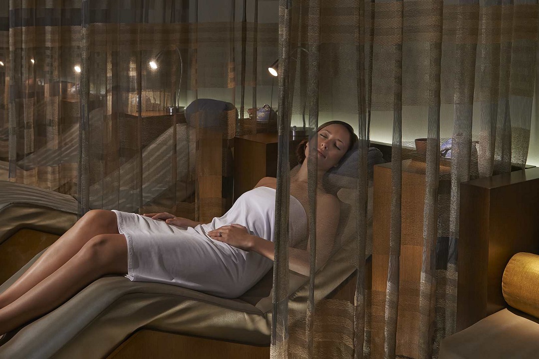 DestinAsian_Mag's tweet photo. Mandarin Oriental is bringing back its annual “Silent Night” spa event held at MO properties worldwide — and select Oberoi hotels in India — on December 8.
Read more here:
https://t.co/Eo78erCK4m
@MO_HOTELS
#Hospitality #SPACEAFROOO https://t.co/Efzl3P9eSl
